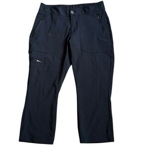 Columbia Women’s High Rise Black Capri Cargo Pant Size 8 hiking outdoors